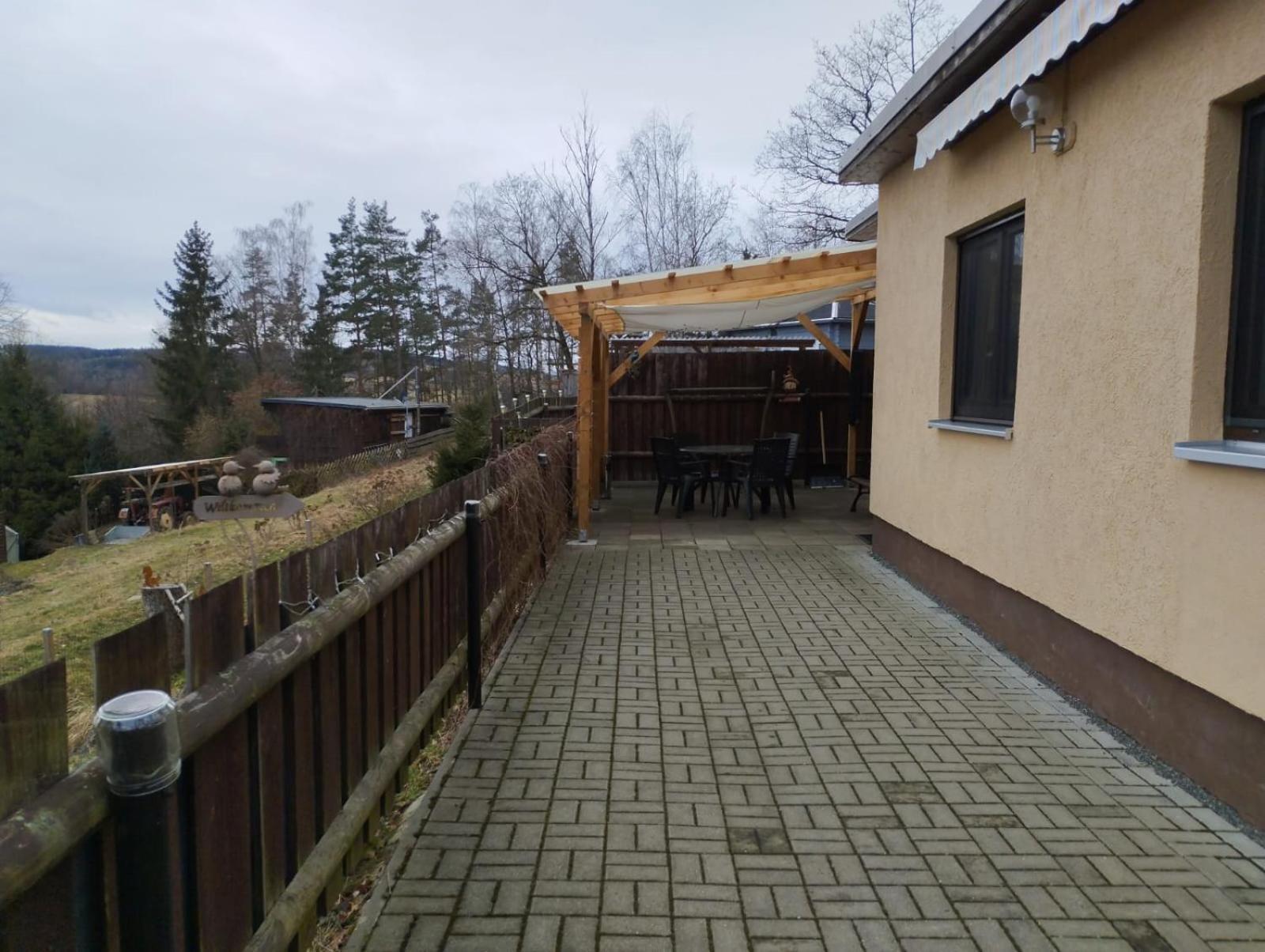Mueller'S Ferienbungalow "Zur Goeltzschtalbruecke" Грайц Экстерьер фото